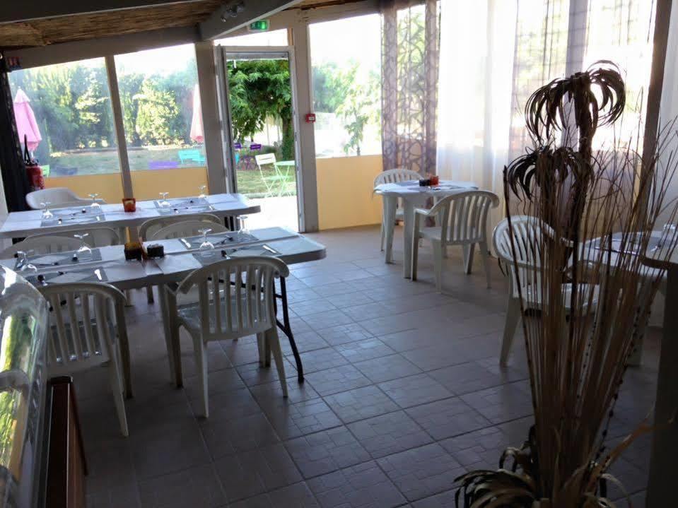 Le Relais Du Lac Montauroux Eksteriør billede